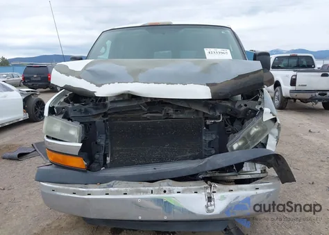 2009 Chevrolet Express 3500 Ls z USA, uszkodzony, nr VIN 1GAHG35K091170871